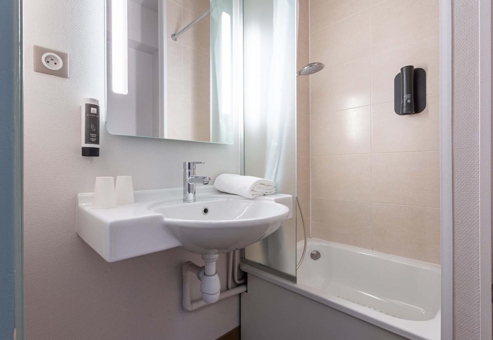 B&B Hotel Bourges 2 Dış mekan fotoğraf